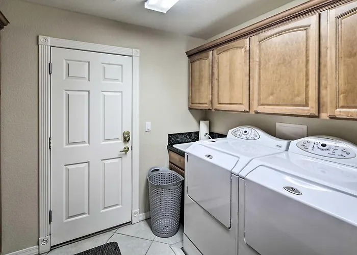 Holiday home Putting And Bbq Modern Havasu Oasis! *